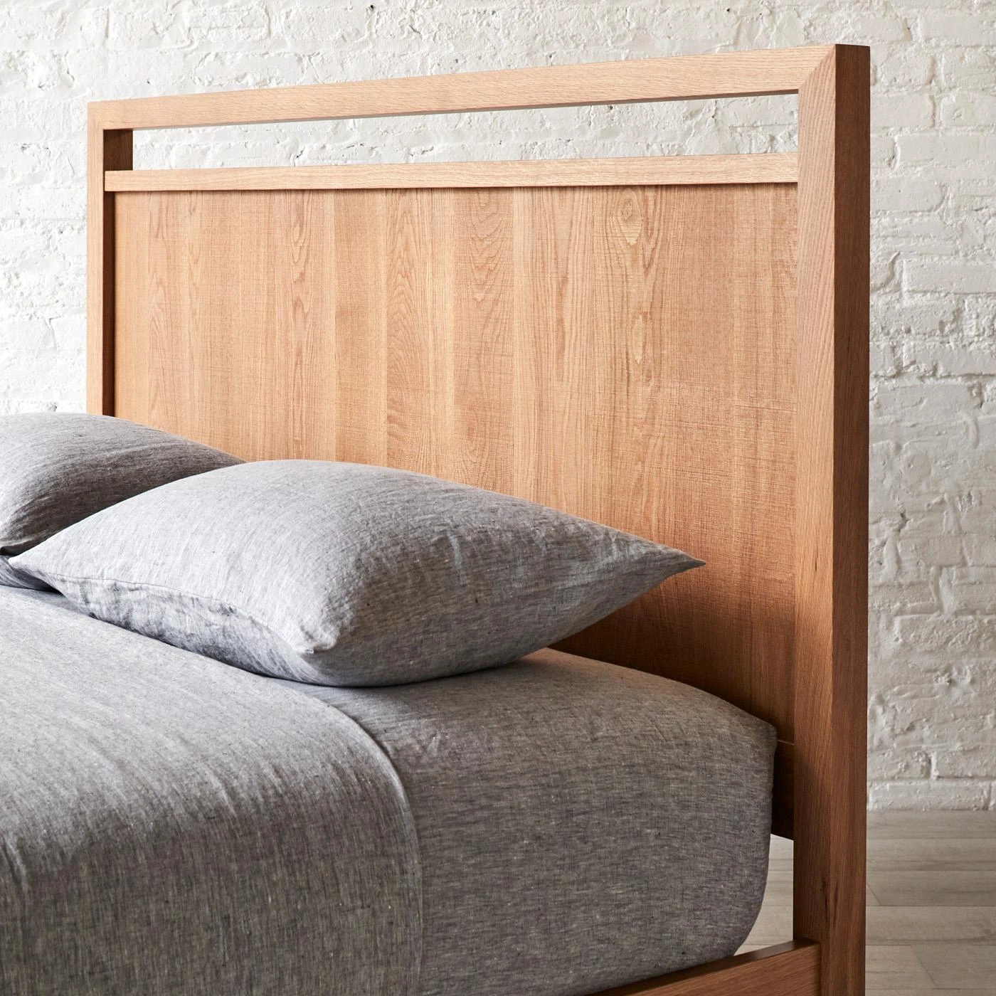 Fulton Resawn Bed Queen - Image 3