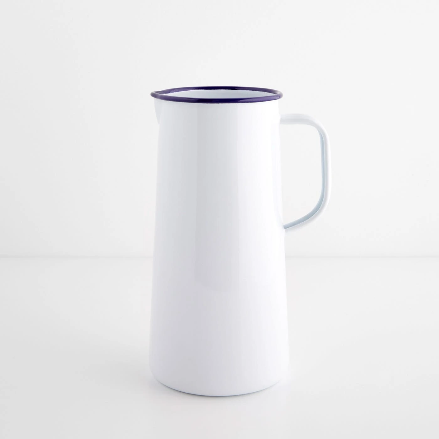 Falcon White Enamelware 3 Pint Pitcher - Image 2