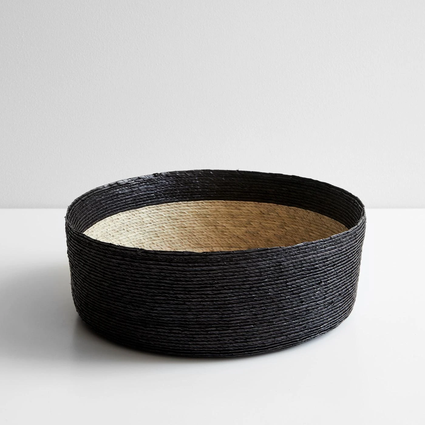 Black Band Round Basket 12"
