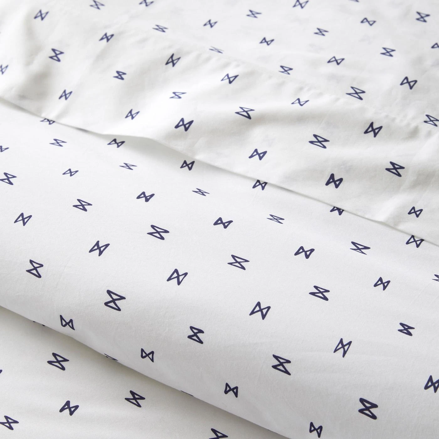 Sashi Geo Navy Sheets - Image 3