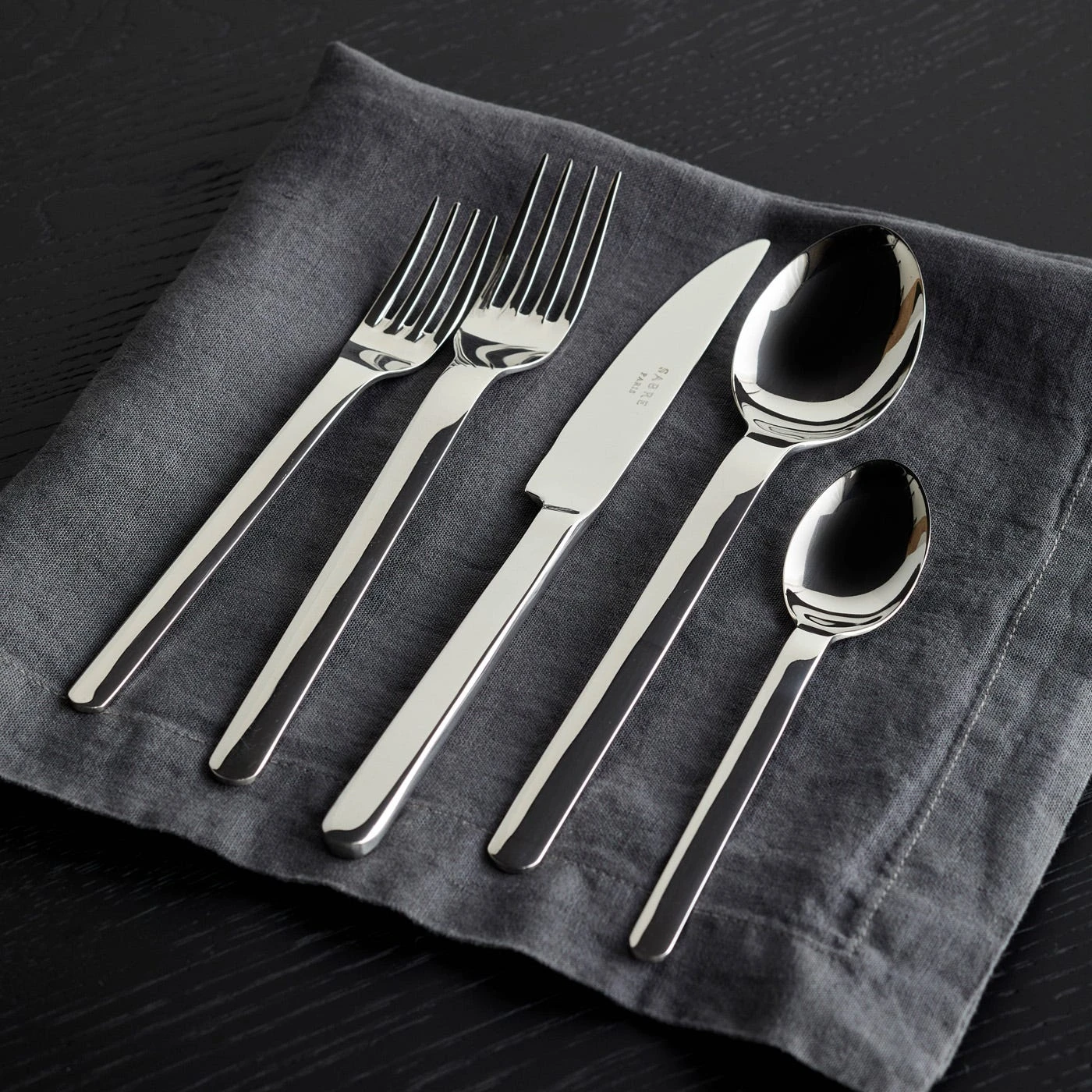 Essential Chrome 5pc Flatware Set - Image 3