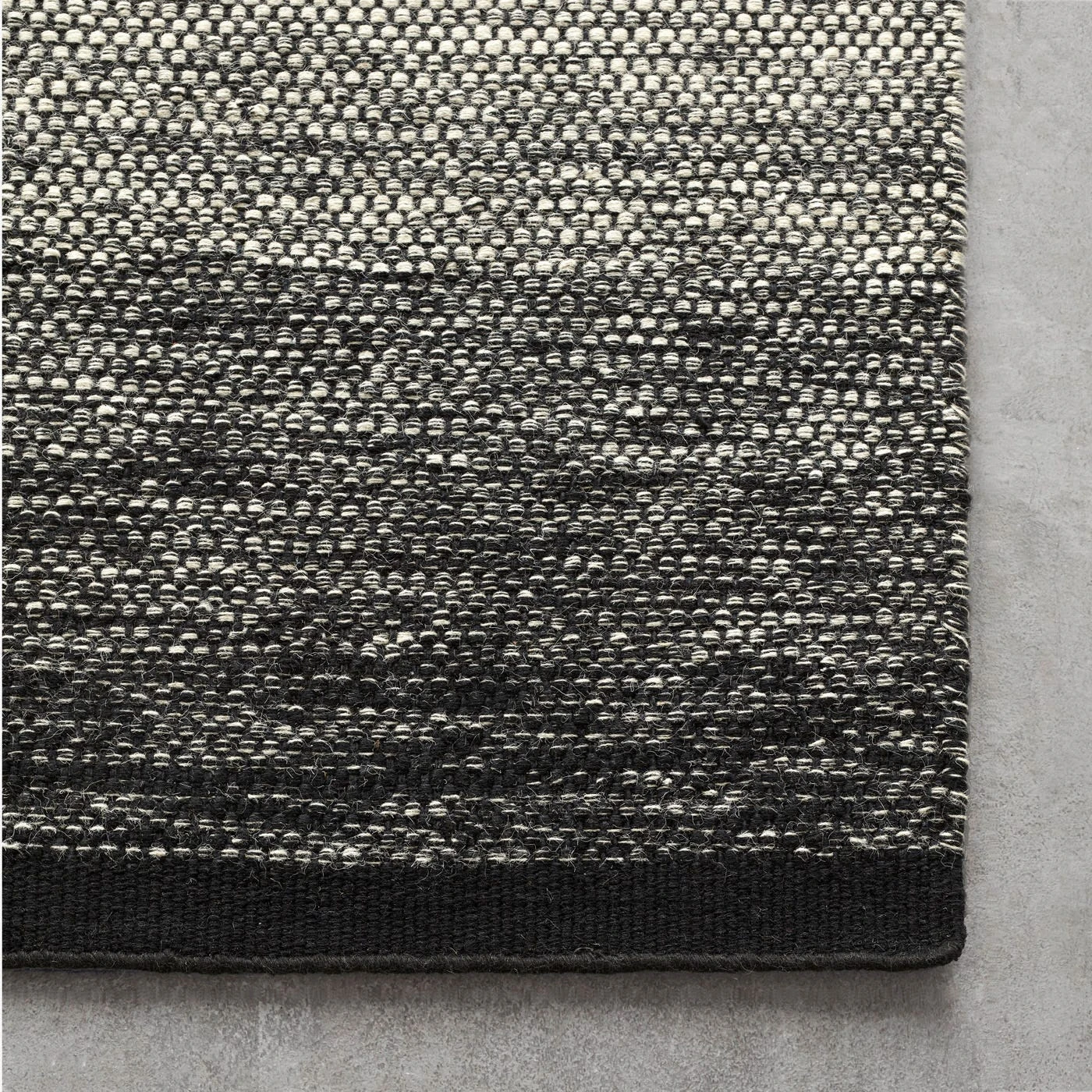 Lule Black Rug - Image 2