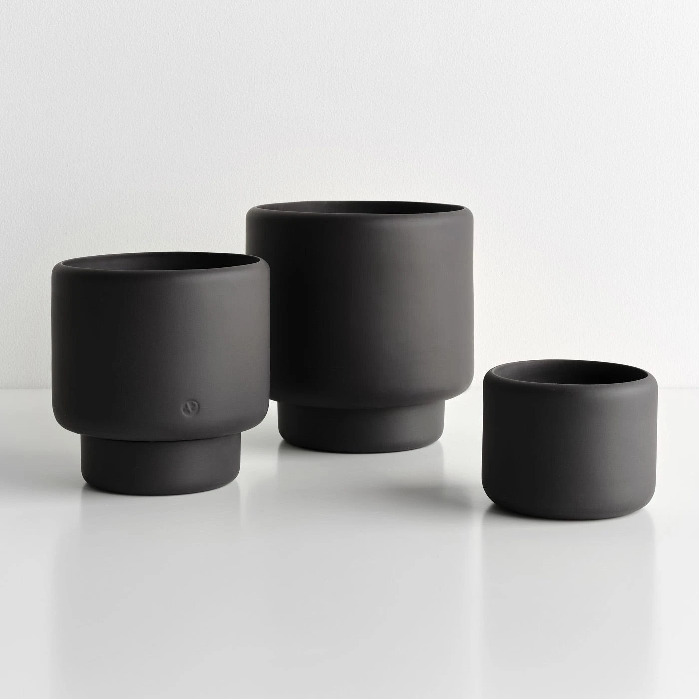 Botany Black Large Planter - Image 3