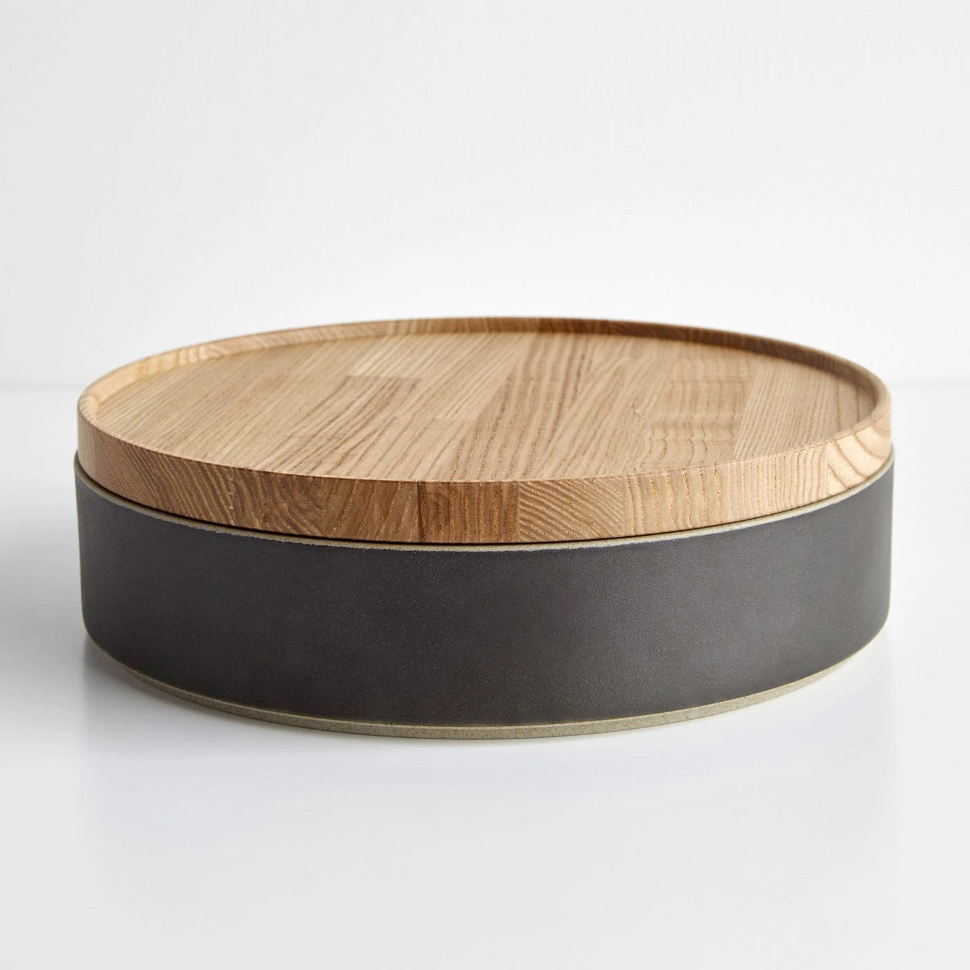 Hasami Black Bowl 10" - Image 5