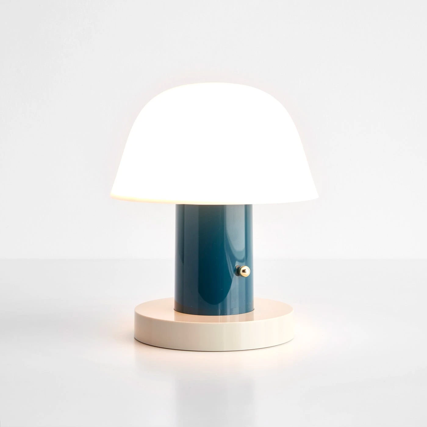 Setago Twilight And Sand Portable Lamp - Image 3