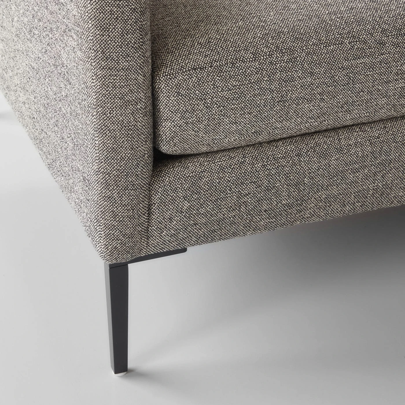 Talman Tweed Black Loveseat 59" - Image 5