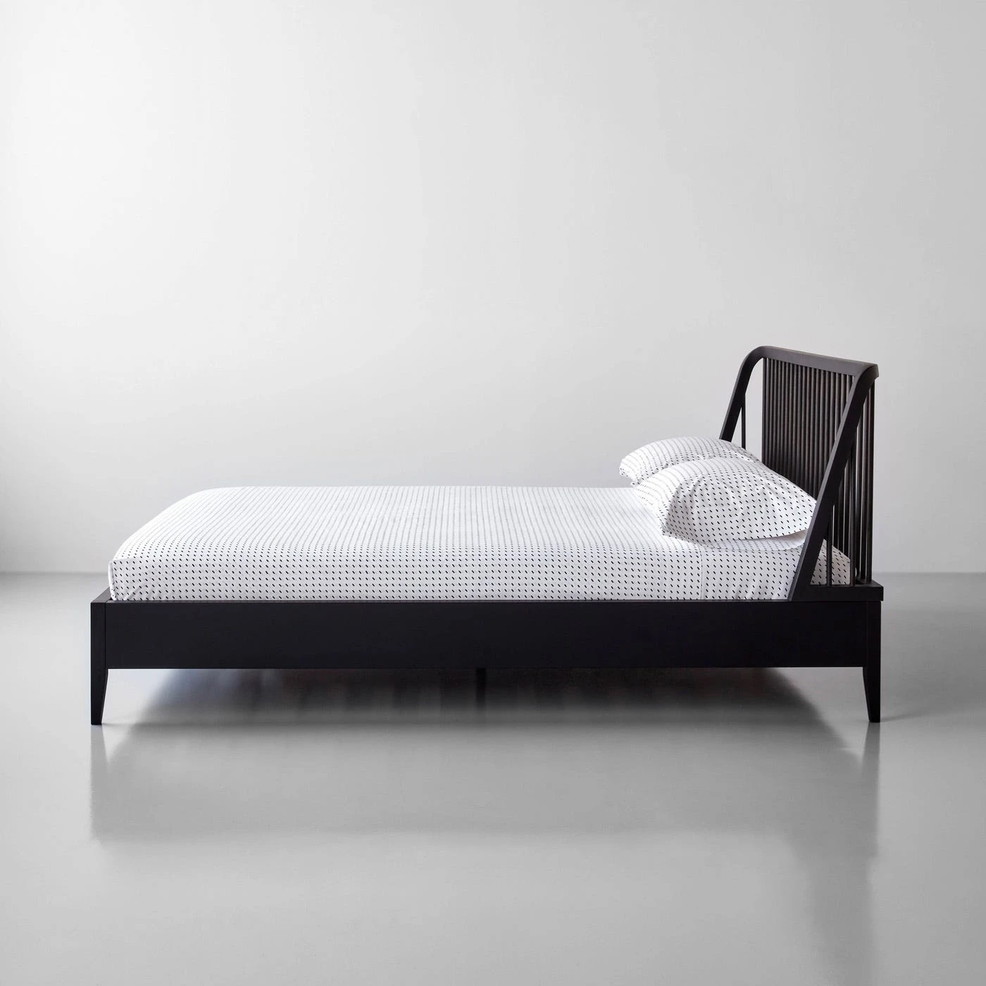 Spindle Black Bed - Image 4