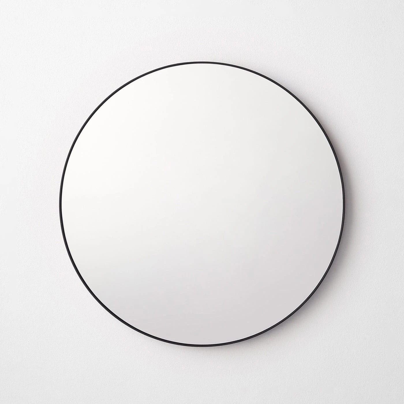 Black Round Wall Mirror 20"