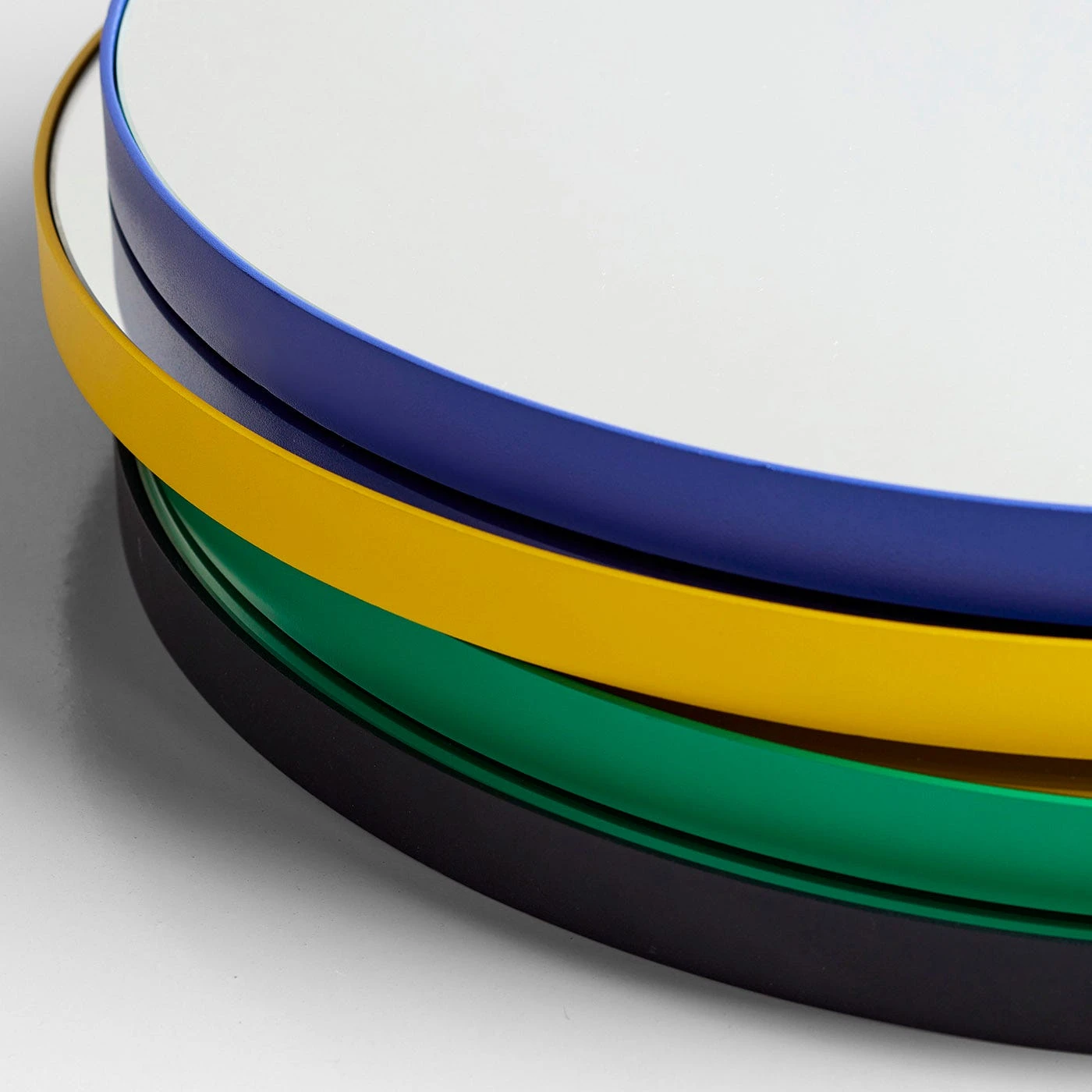 Black Round Wall Mirror 20" - Image 4