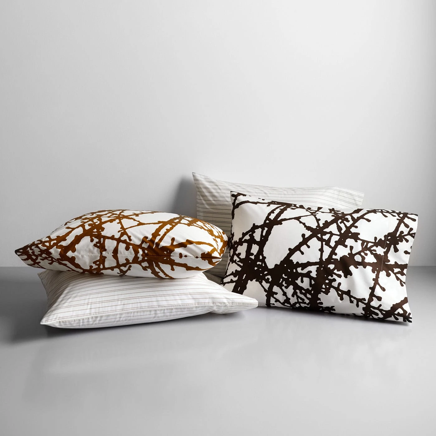 Porter Graphite Pillowcase Set - Image 5