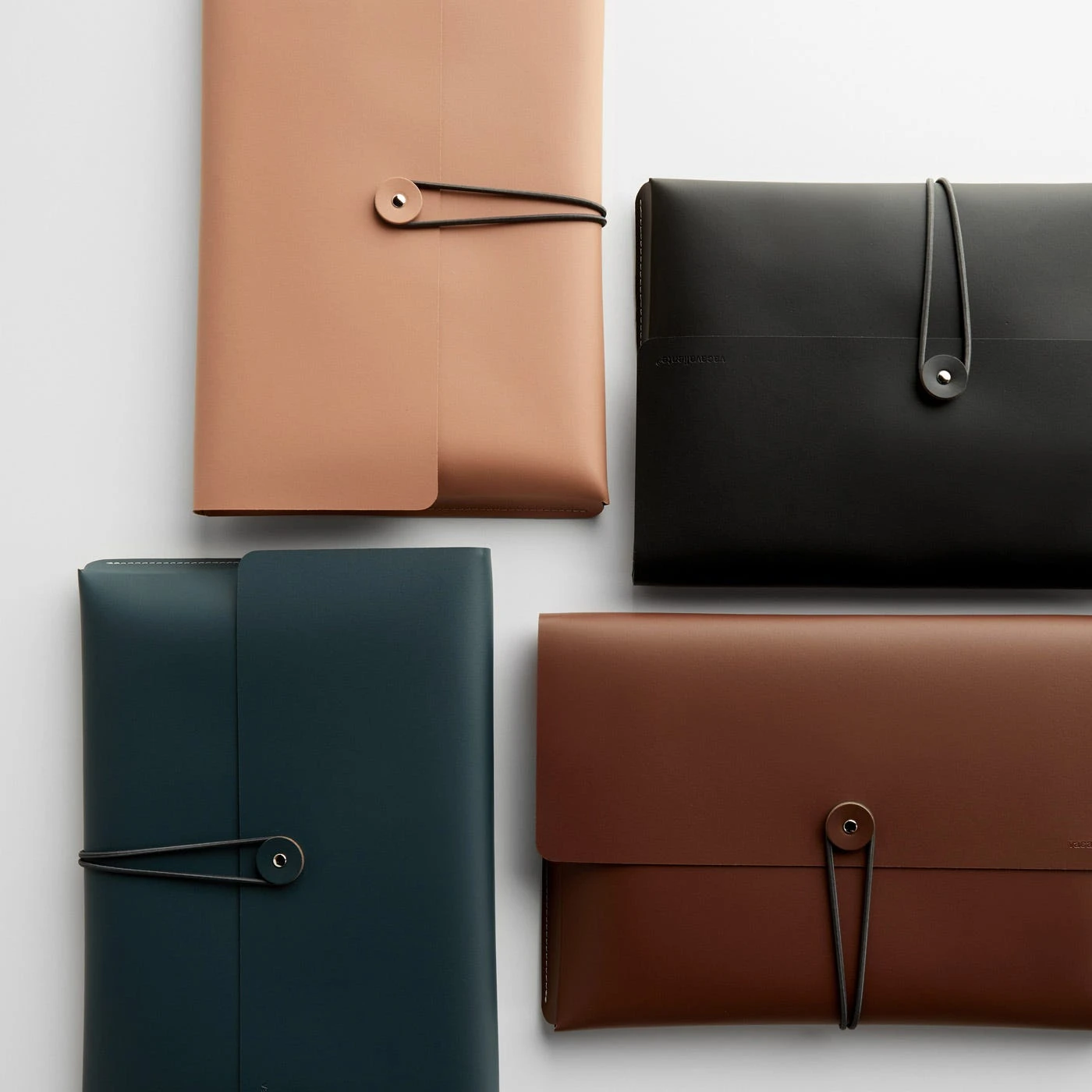 Clay Leather Horizontal Case - Image 2