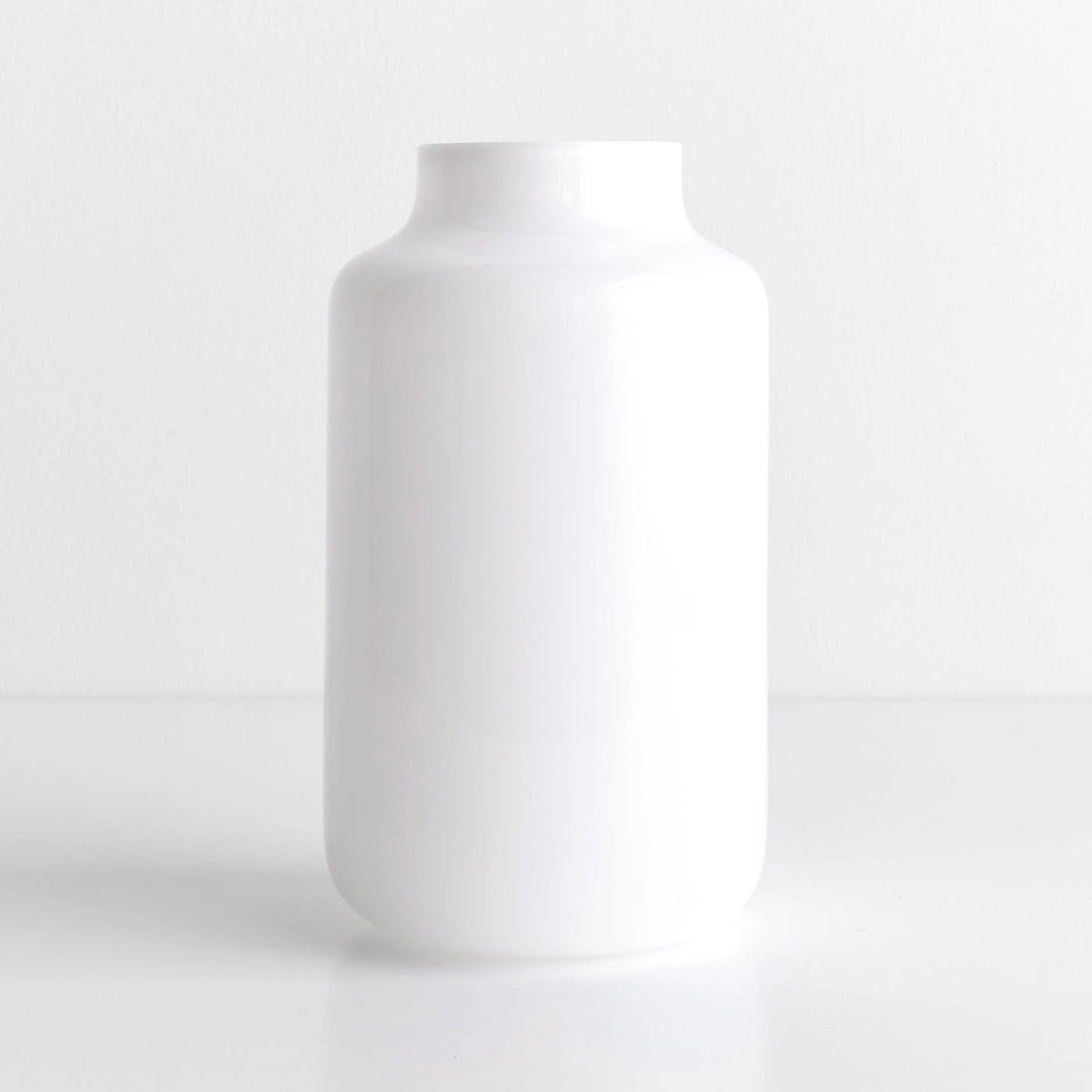 Mini Magnolia Opal White Large Vase