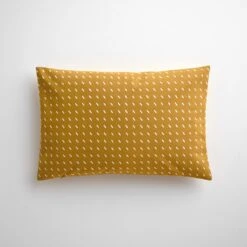 Stitch Yarrow Throw Pillow Cover 12" X 18"