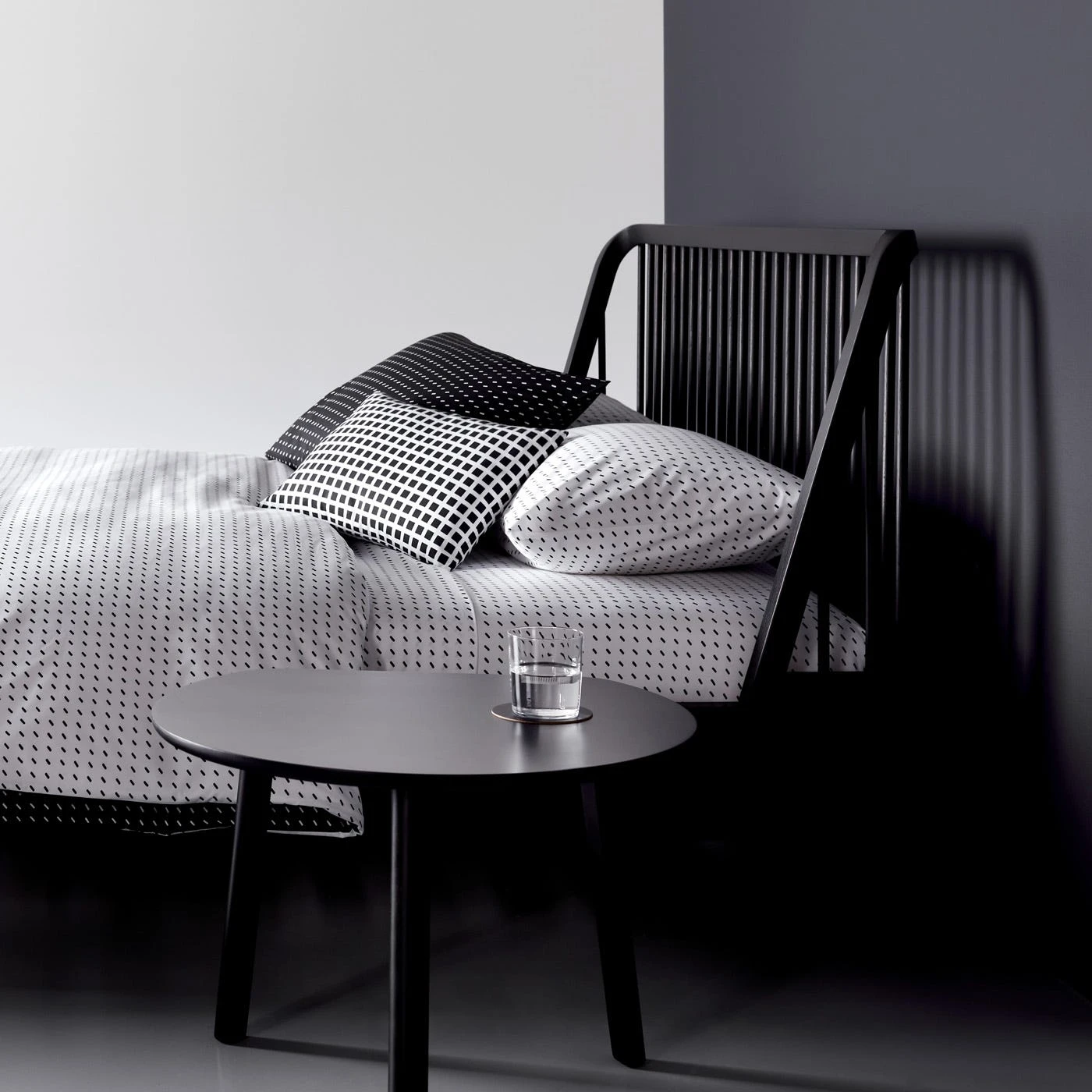 Stitch White + Black Pillowcase Set - Image 8