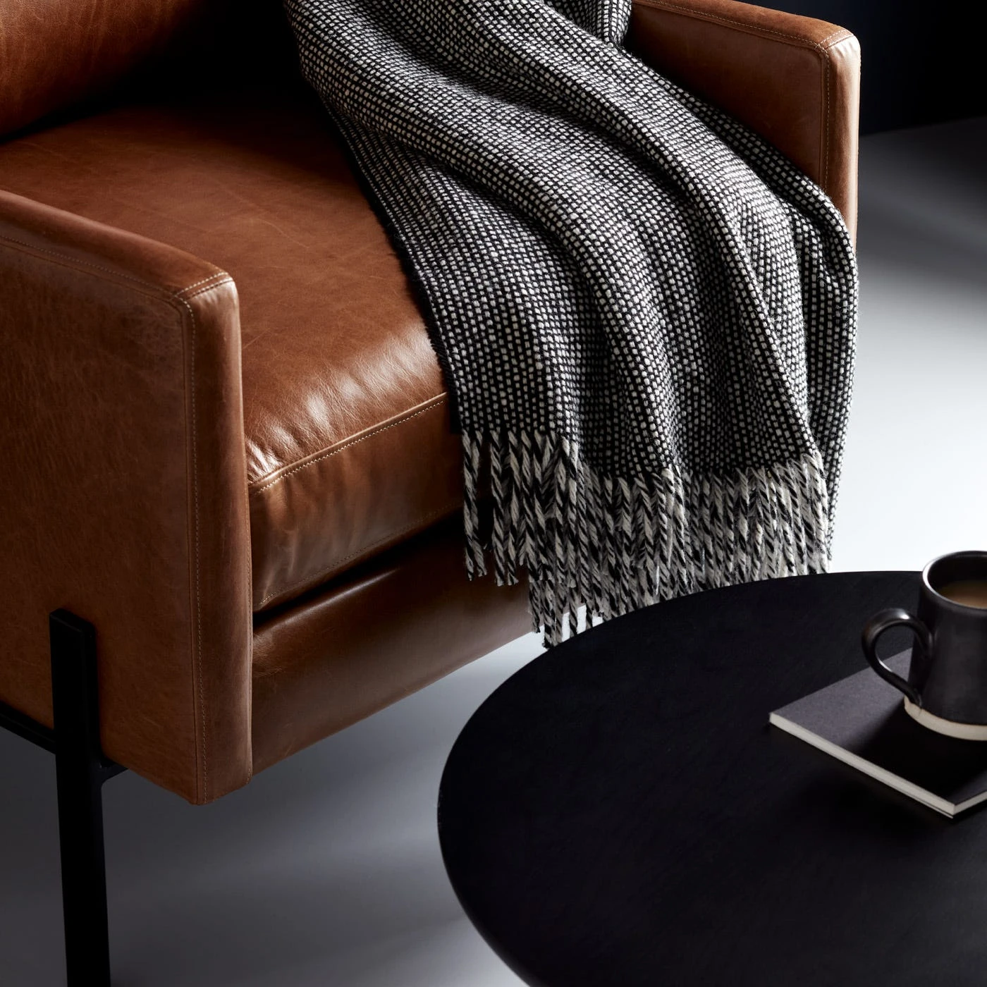 YYY Black Coffee Table 23.5" - Image 7