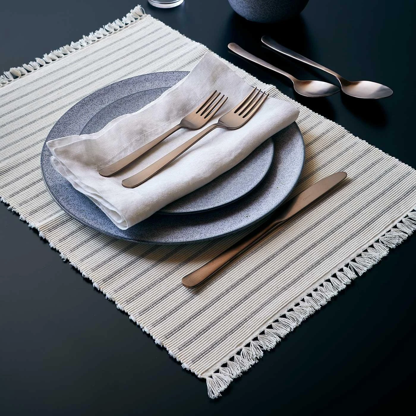 Grace Gray 3pc Dinnerware Set - Image 10