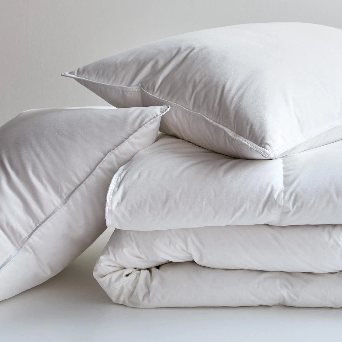 All-Season Down Twin Duvet Insert - Image 3