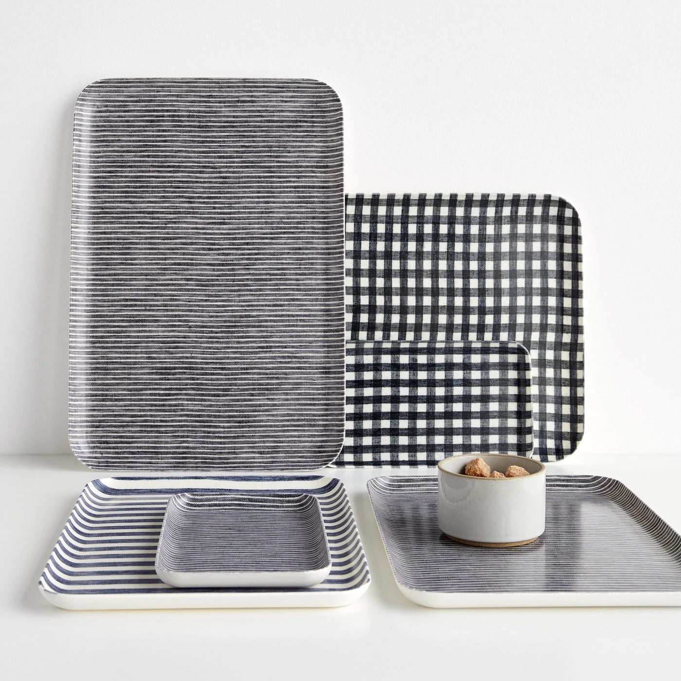 Check Navy Large Linen Coated Tray - Image 7