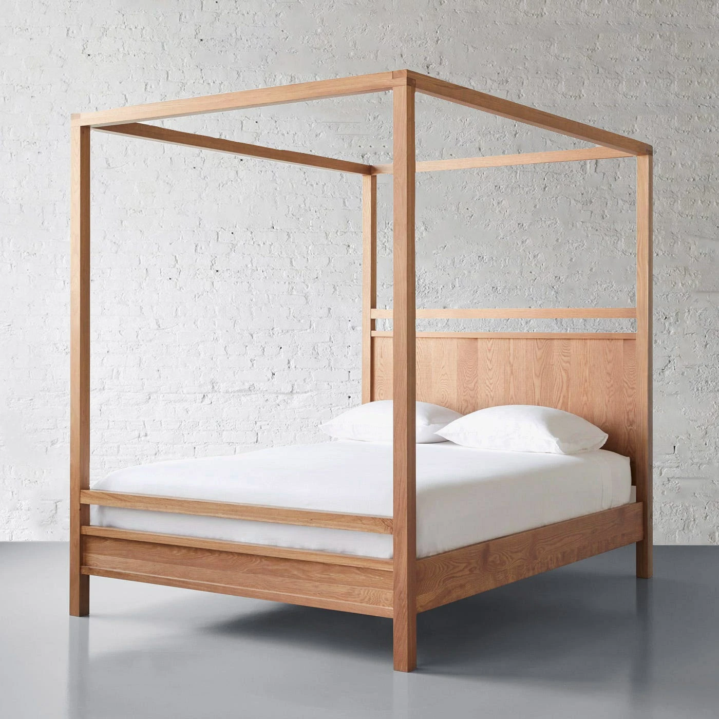 Fulton Resawn Poster Canopy Bed Queen
