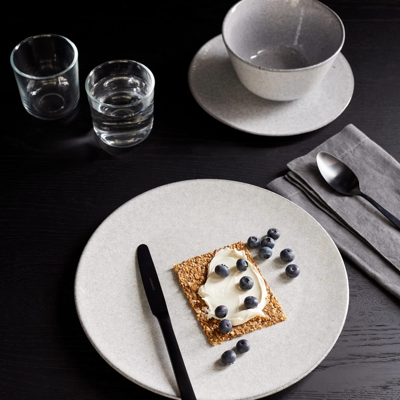 Grace Gray 3pc Dinnerware Set - Image 6