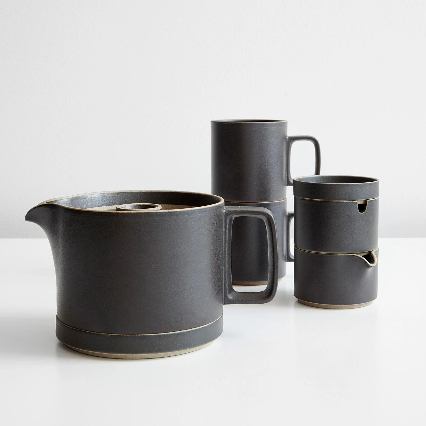 Hasami Black Teapot 40oz - Image 4