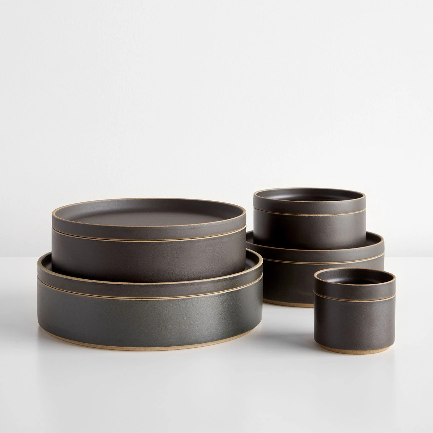 Hasami Black Bowl 10" - Image 8
