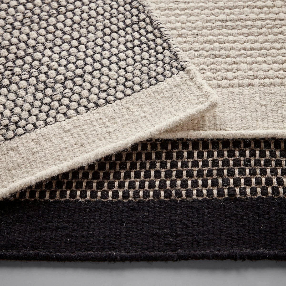 Loop White Rug - Image 4