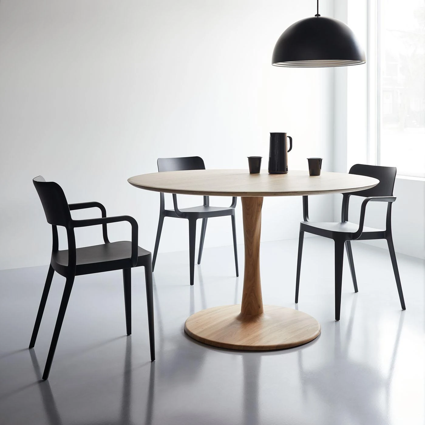 Falcon Black Enamelware 3 Pint Pitcher - Image 9