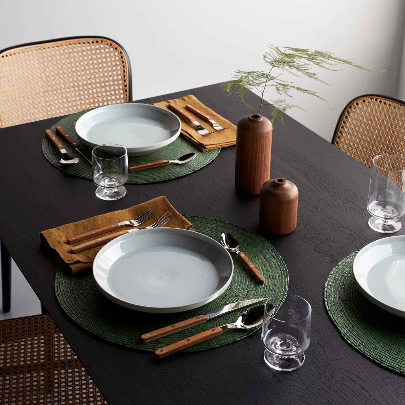 Onda Green Round Placemat - Image 5