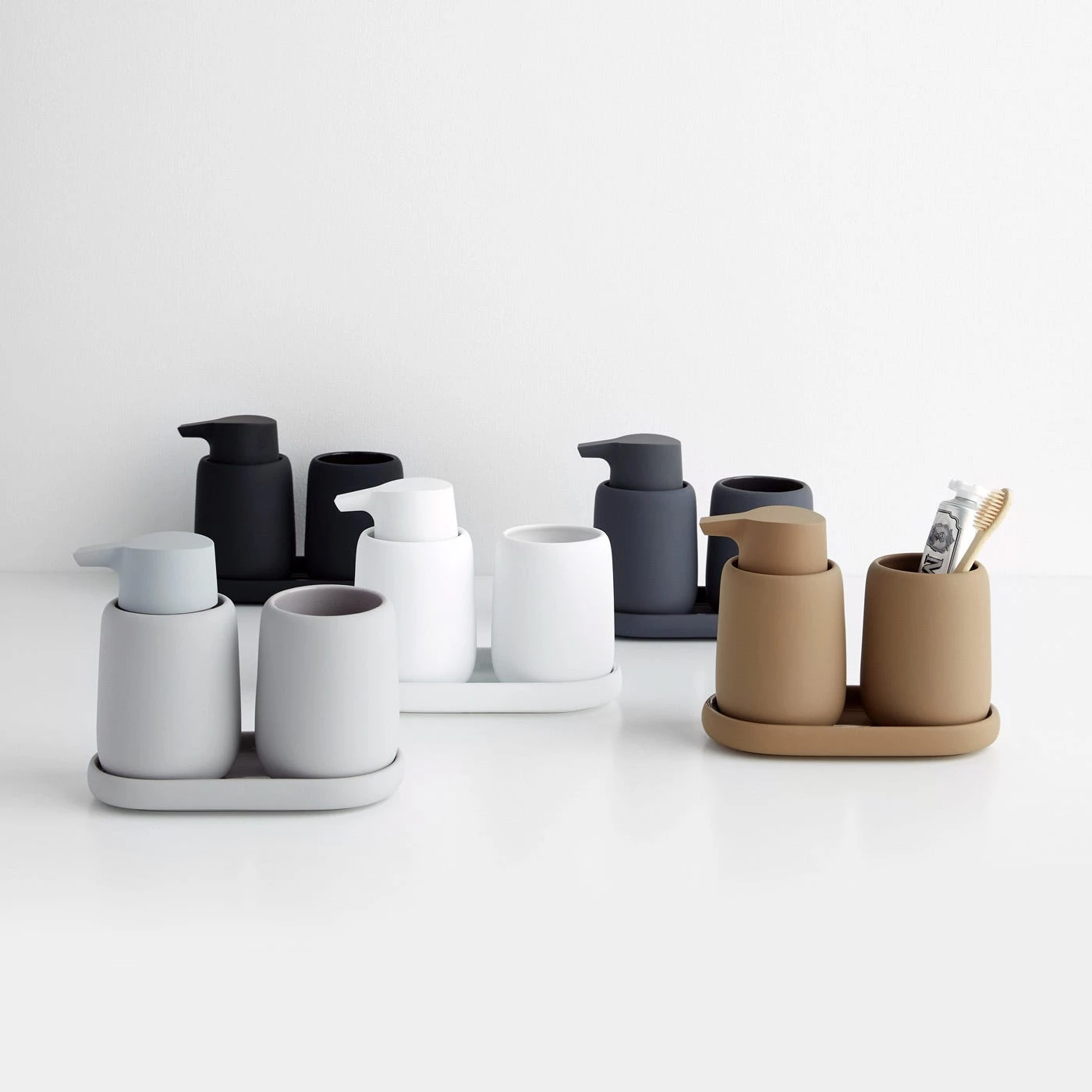 Sono White Soap Dispenser - Image 5