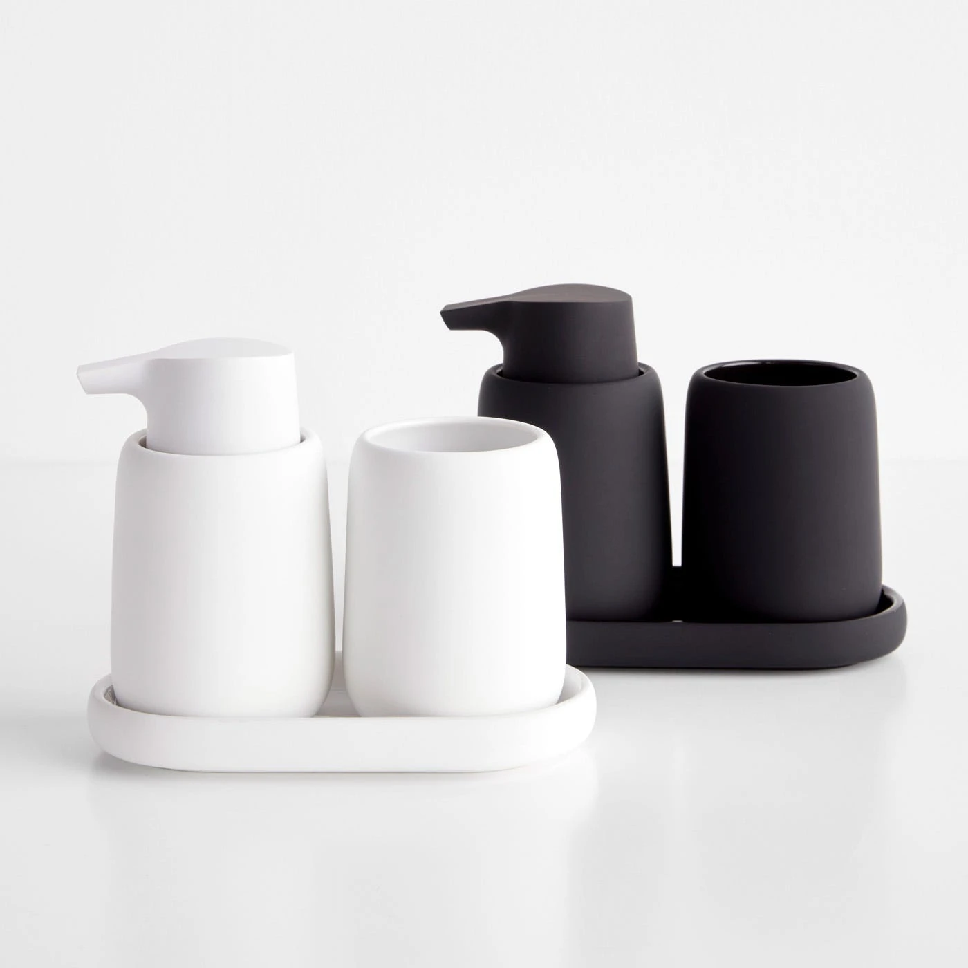 Sono Black Soap Dispenser - Image 3