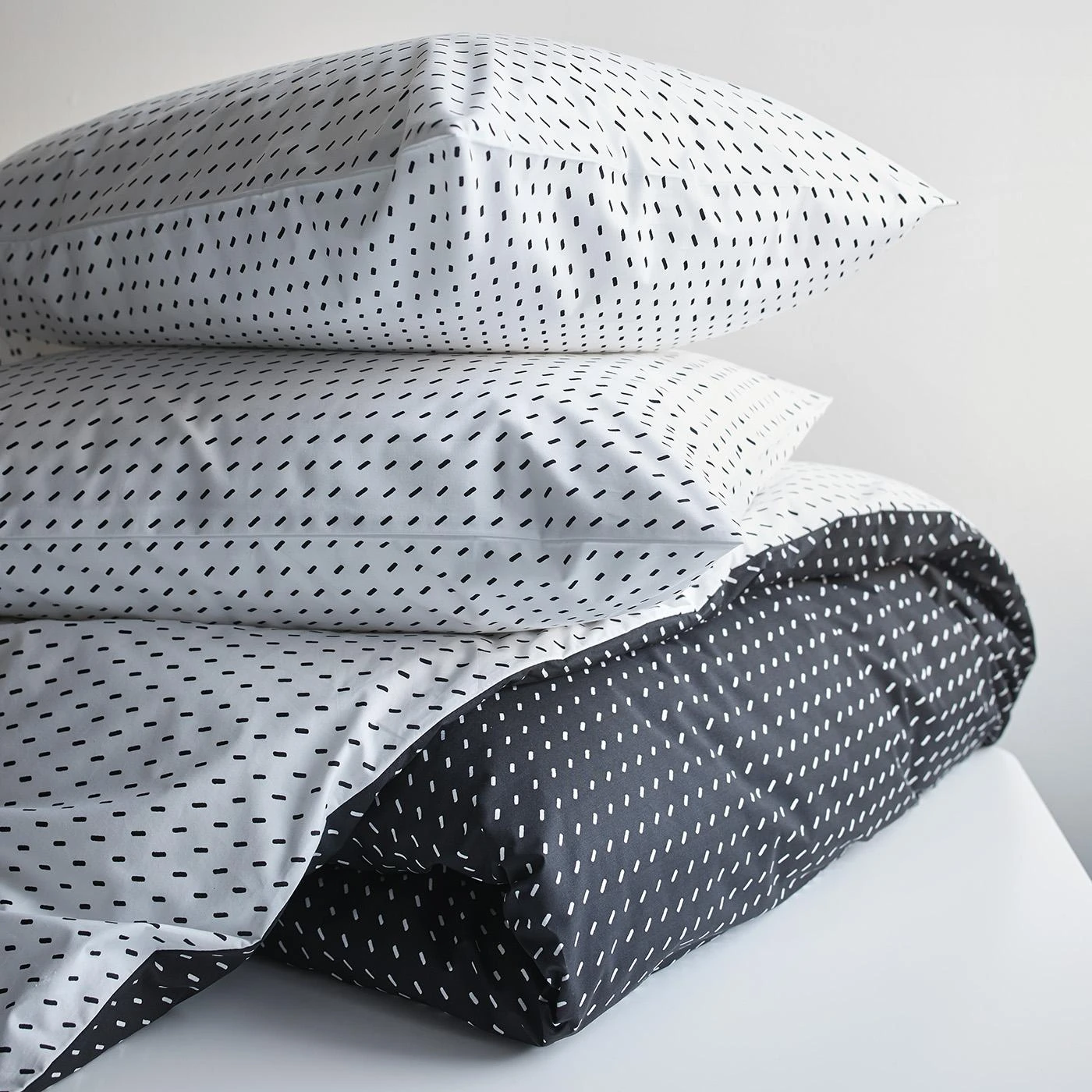 Stitch White + Black Pillowcase Set - Image 2