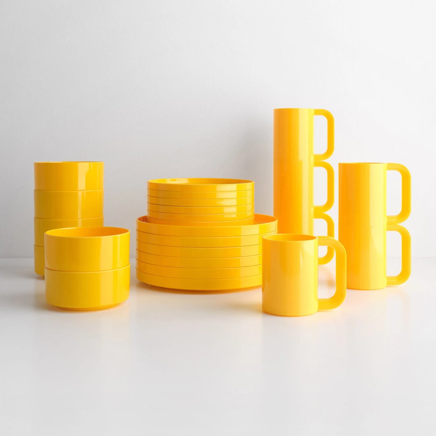 Heller Yellow Mugs Set Of 6 - Image 5