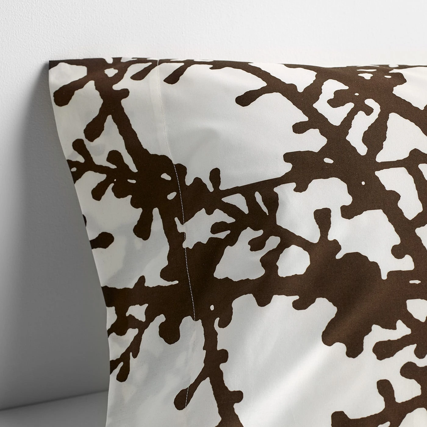 Larch Black Coffee Pillowcase Set - Image 2