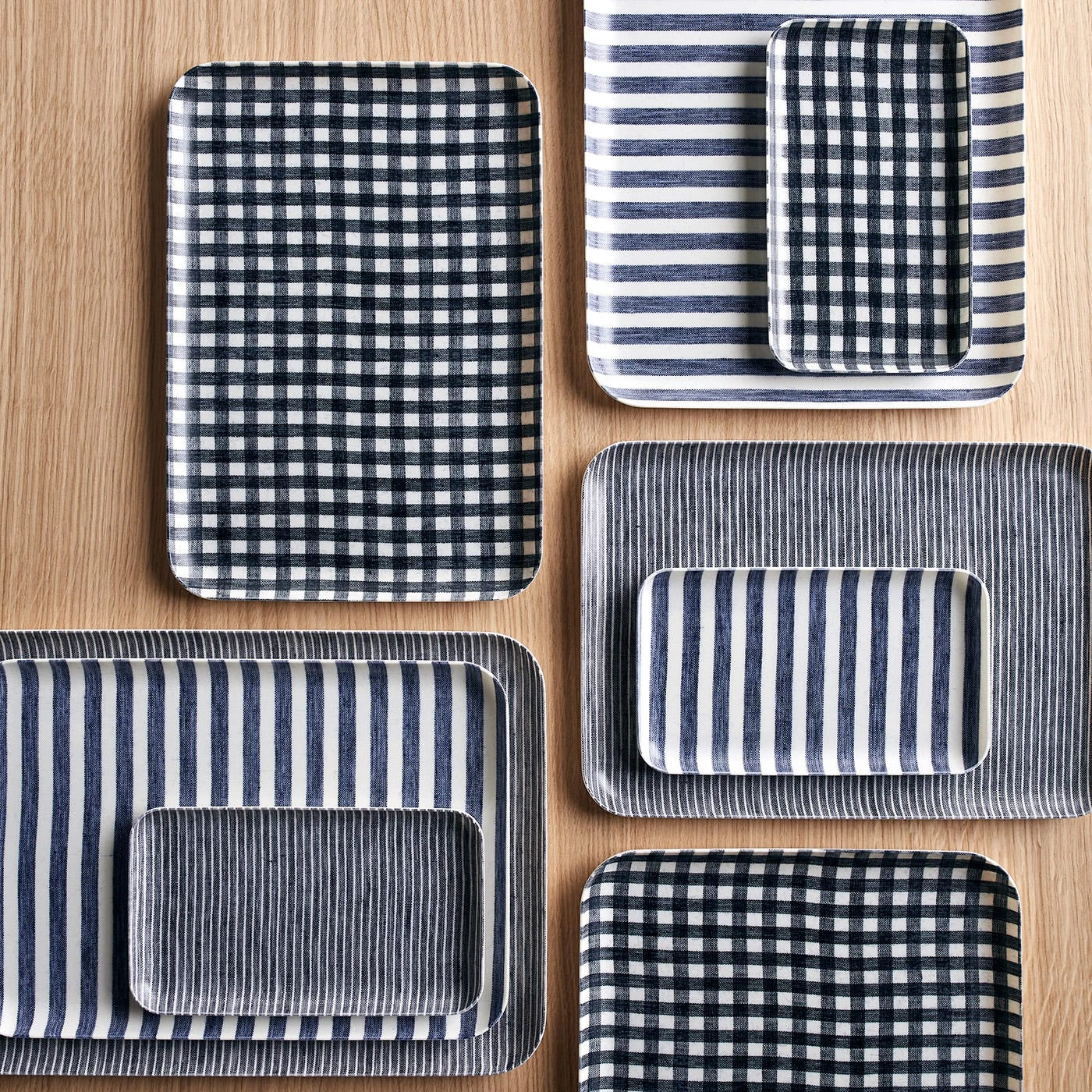 Check Navy Large Linen Coated Tray - Image 10