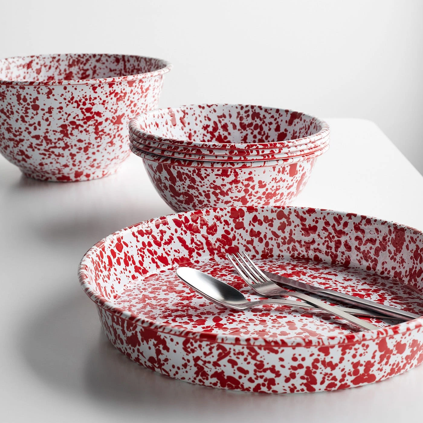 Splatter Red Enamelware Large Salad Bowl - Image 8