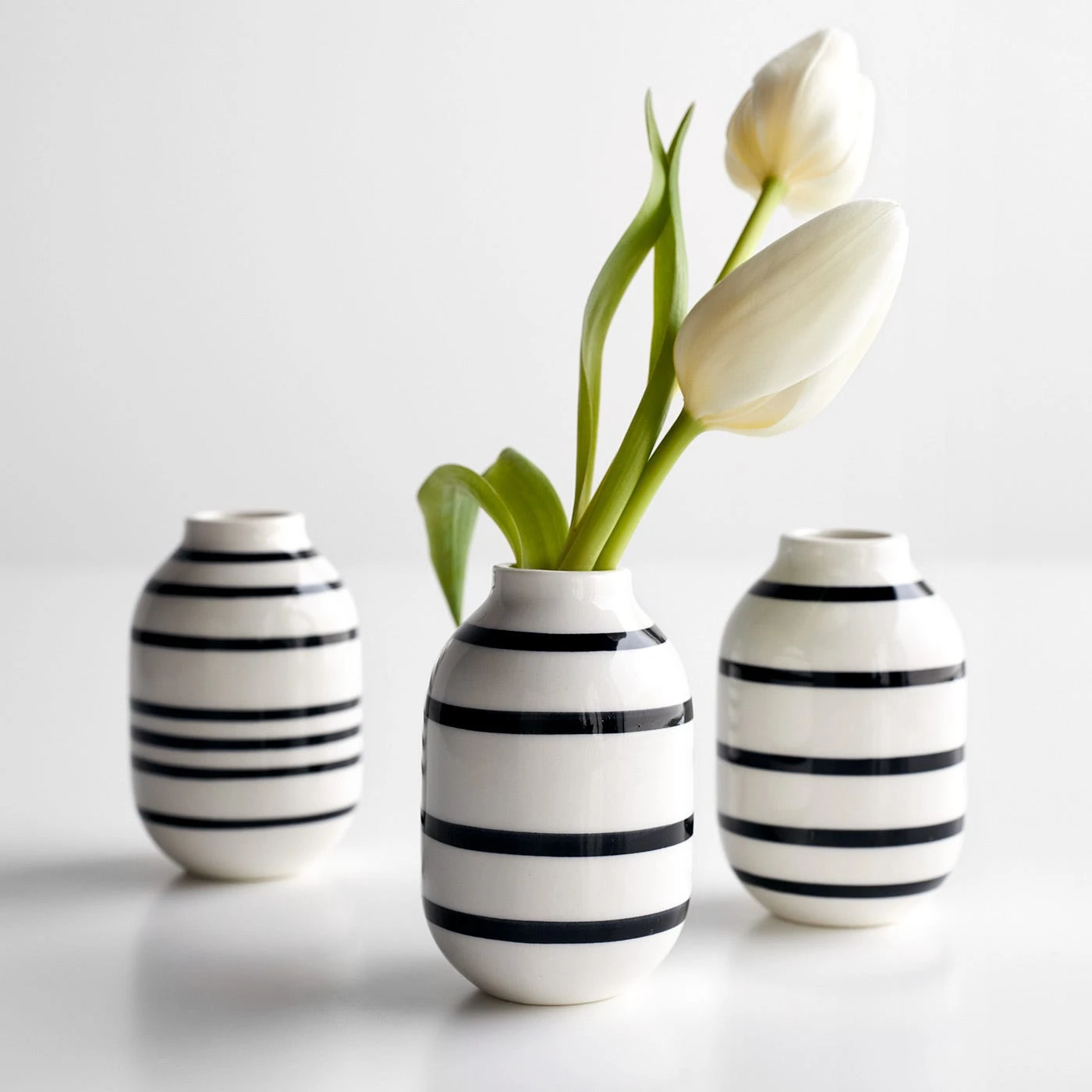 Omaggio Black Mini Vase Set Of 3 - Image 3