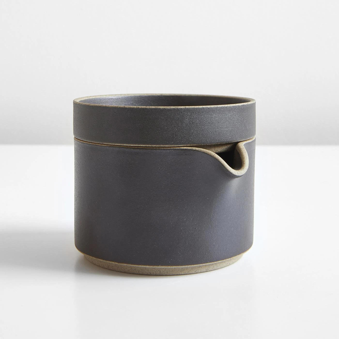 Hasami Black Creamer - Image 2